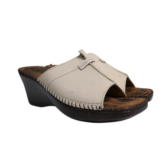 Bijou Women's 7 Leather Wedge Sandals in Cream - Picture 1 of 9